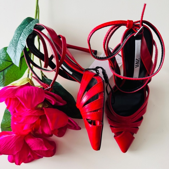 Zara strappy high heels red pumps - Picture 5 of 5